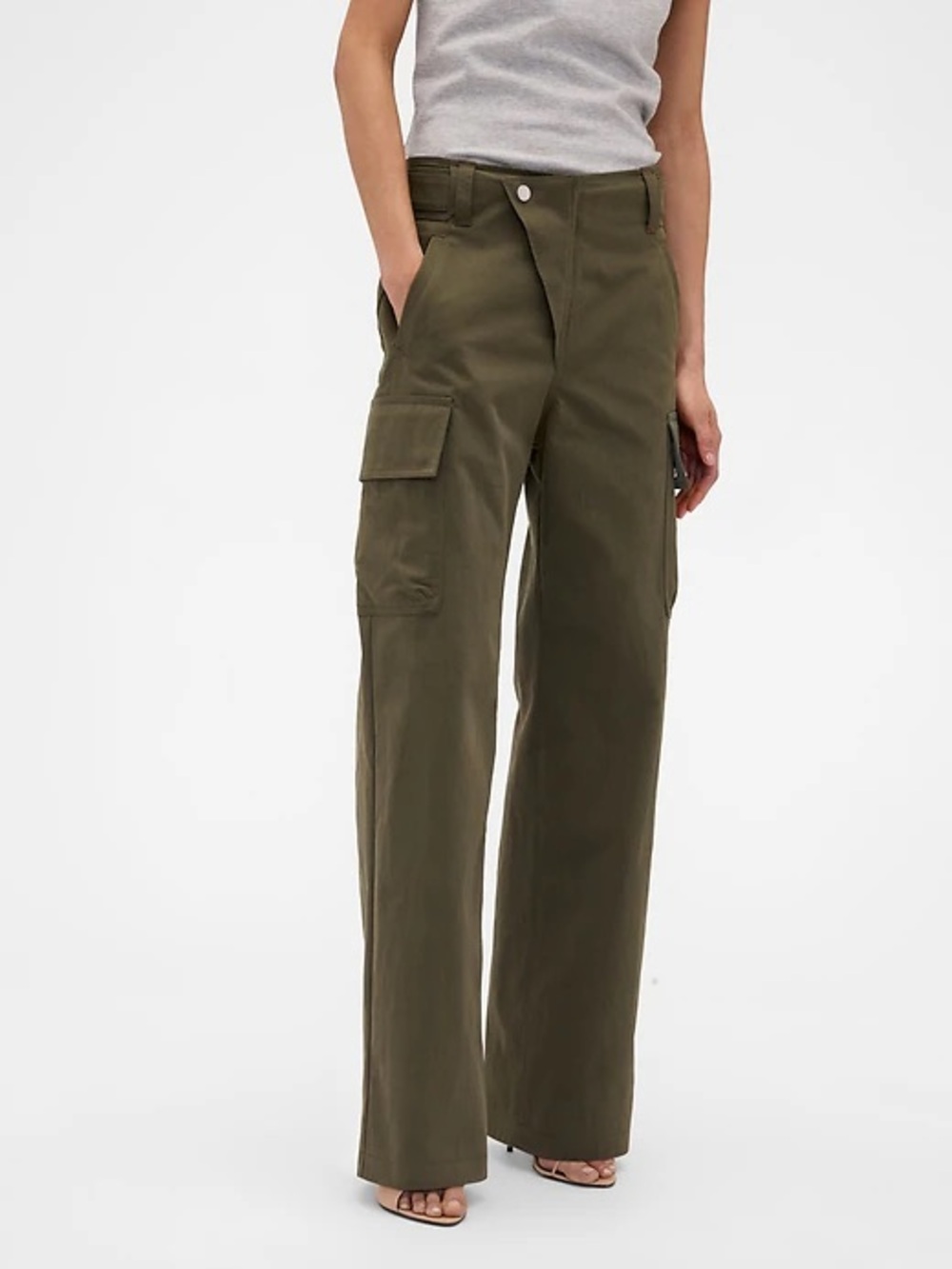 NWT! RARE ***Victoria Beckham x GAP Olive Green Wide-Leg Cargo Pants